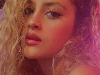 Erotinis vaizdo pokalbis Alanaxv