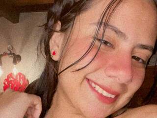 Erotinis vaizdo pokalbis AlannaRey