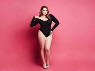 Erotinis vaizdo pokalbis AleesiaSingle