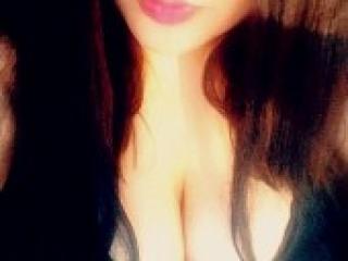 Erotinis vaizdo pokalbis alena95