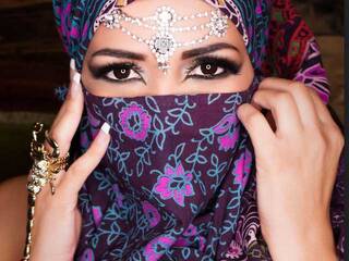 Erotinis vaizdo pokalbis AlenaRain