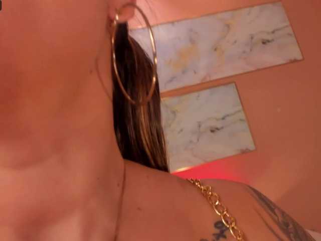 Transliacijos ekrano nuotraukos AlexaField