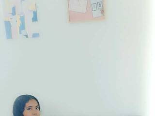 Erotinis vaizdo pokalbis AlexandraAdamson