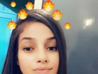 Erotinis vaizdo pokalbis ALESWEET