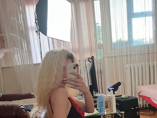 Erotinis vaizdo pokalbis AlexAngelxXx