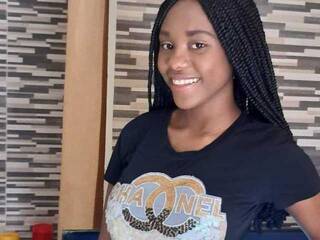 Erotinis vaizdo pokalbis alexasmiith