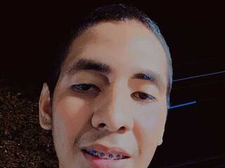 Erotinis vaizdo pokalbis Alexcumhot