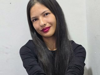 Erotinis vaizdo pokalbis alice-dreams777