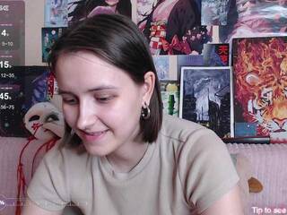 Erotinis vaizdo pokalbis AliceChio