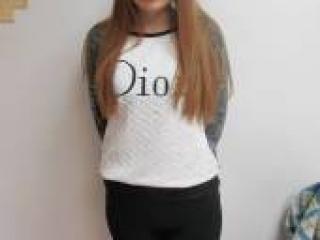 Erotinis vaizdo pokalbis alicefire