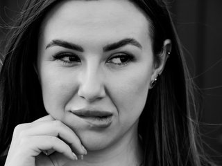 Erotinis vaizdo pokalbis AliceLee