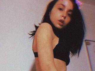 Erotinis vaizdo pokalbis alicelove