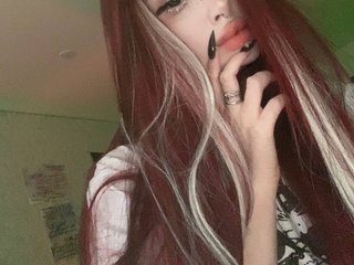 Erotinis vaizdo pokalbis AliceMilkwey