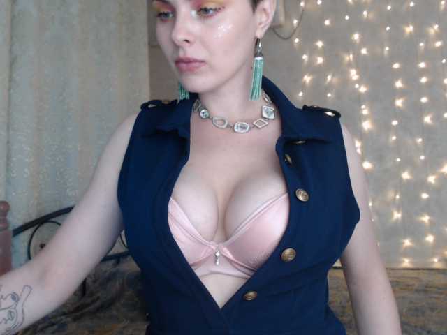 Transliacijos ekrano nuotraukos AlienKamila