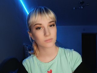 Erotinis vaizdo pokalbis Alina225