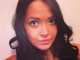 Erotinis vaizdo pokalbis alina94