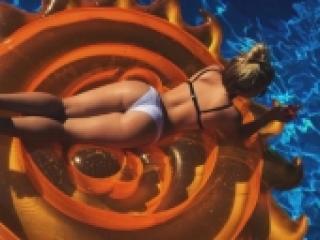 Erotinis vaizdo pokalbis alina991