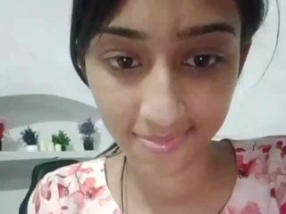 Erotinis vaizdo pokalbis AlinaPopy