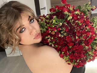 Erotinis vaizdo pokalbis AmellyWhite