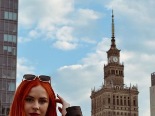 Erotinis vaizdo pokalbis AlisMoona