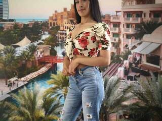 Erotinis vaizdo pokalbis AlisonHornyy