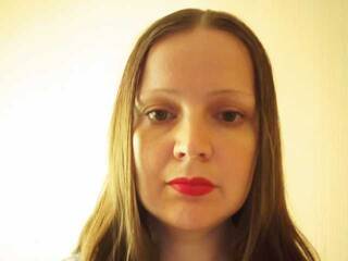 Erotinis vaizdo pokalbis AlisonLegend