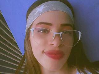 Erotinis vaizdo pokalbis AlisonSaenz