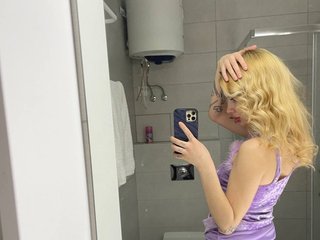 Erotinis vaizdo pokalbis AlisTris