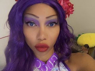 Erotinis vaizdo pokalbis AllaStrange