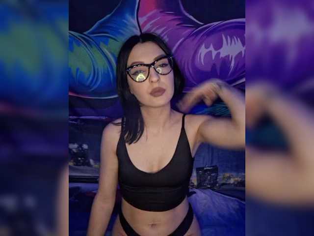 Transliacijos ekrano nuotraukos AlleAllexy