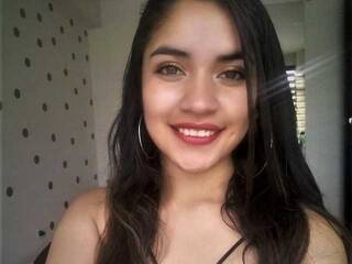 Erotinis vaizdo pokalbis allie-kiss