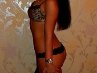 Erotinis vaizdo pokalbis allya20