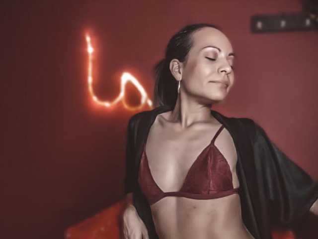Profilio nuotrauka AlmaHotMilf