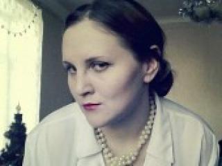 Erotinis vaizdo pokalbis alonesta