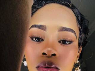 Erotinis vaizdo pokalbis Alu117