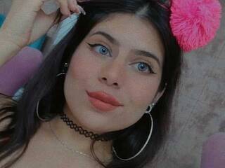 Erotinis vaizdo pokalbis AlyssaCole