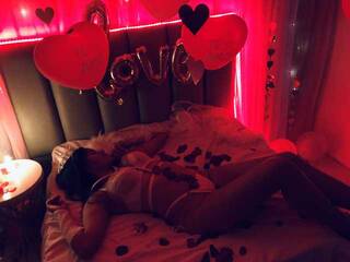 Erotinis vaizdo pokalbis amabarsmith