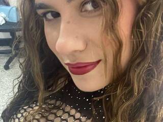 Erotinis vaizdo pokalbis Ambers-Love