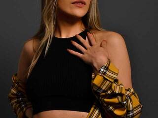 Erotinis vaizdo pokalbis Amberwolf