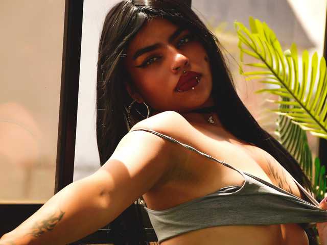 Profilio nuotrauka Amelia-Hilton