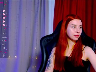 Erotinis vaizdo pokalbis Amelia-skyy