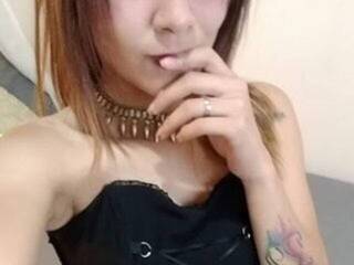 Erotinis vaizdo pokalbis AmelieFeu