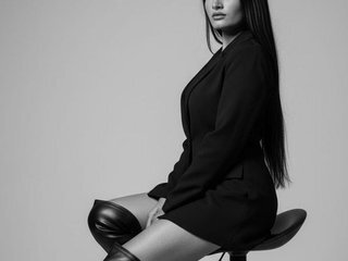 Erotinis vaizdo pokalbis ViolettaRosse
