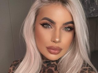 Erotinis vaizdo pokalbis aminahaze