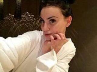 Erotinis vaizdo pokalbis amirrasmile