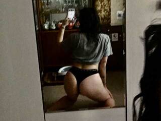 Erotinis vaizdo pokalbis AmitaSexa