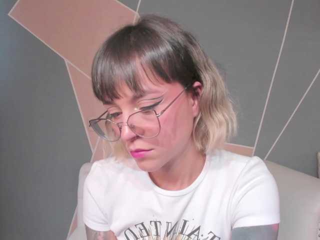 Nuotraukos AmyAddison Are you hungry baby? I want to swallow you up♥I want you to end in my mouth♥fingering+blowjob@goal♥lovense on 999