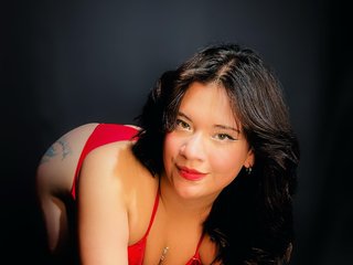 Erotinis vaizdo pokalbis Amyhot