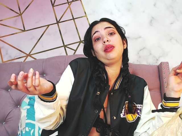 Transliacijos ekrano nuotraukos AmyLogan