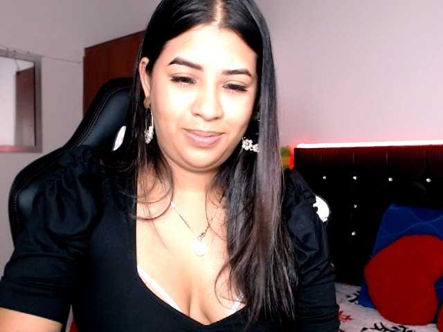 Nuotraukos anabella25 show ass big tits cum squirt smile dance